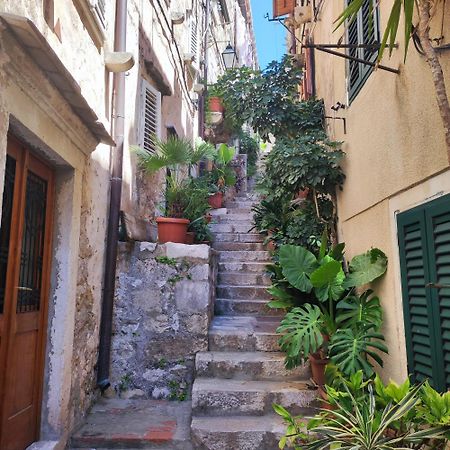 Hotel Katarina Old Town à Dubrovnik Extérieur photo